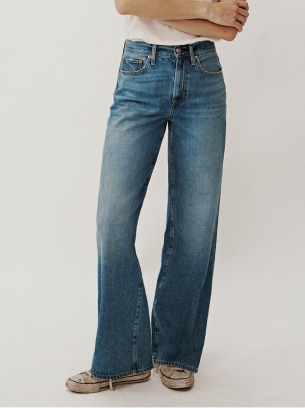 Buck Mason NWT Jet Set Jean M028 Medium Wash Size 25 Wide Leg Relaxed Fit Denim